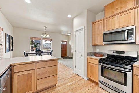 Tiny photo for 21274 NE Beall Drive, Bend, OR 97701 (MLS # 220227188)