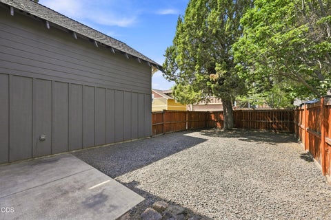 Tiny photo for 21274 NE Beall Drive, Bend, OR 97701 (MLS # 220227188)
