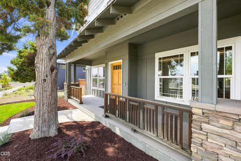 Tiny photo for 21274 NE Beall Drive, Bend, OR 97701 (MLS # 220227188)