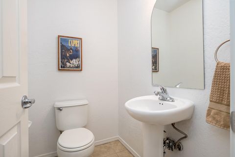 Tiny photo for 368 Live Oak Loop, Central Point, OR 97502 (MLS # 220216891)