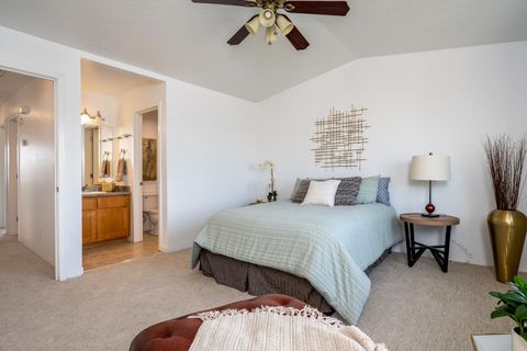 Tiny photo for 368 Live Oak Loop, Central Point, OR 97502 (MLS # 220216891)