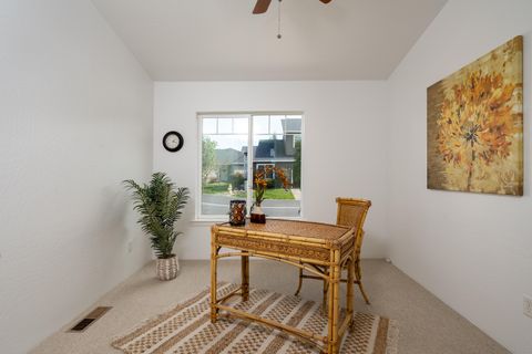 Tiny photo for 368 Live Oak Loop, Central Point, OR 97502 (MLS # 220216891)