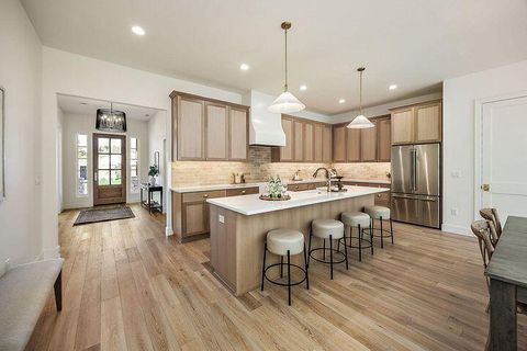 Tiny photo for 271 Cove Road, Ashland, OR 97520 (MLS # 220210751)