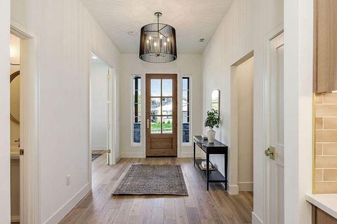 Tiny photo for 271 Cove Road, Ashland, OR 97520 (MLS # 220210751)