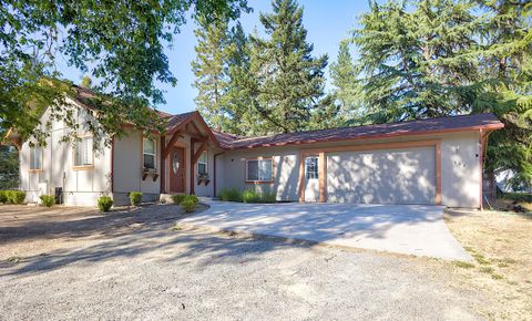 697 Jaynes Drive Grants Pass OR 97527