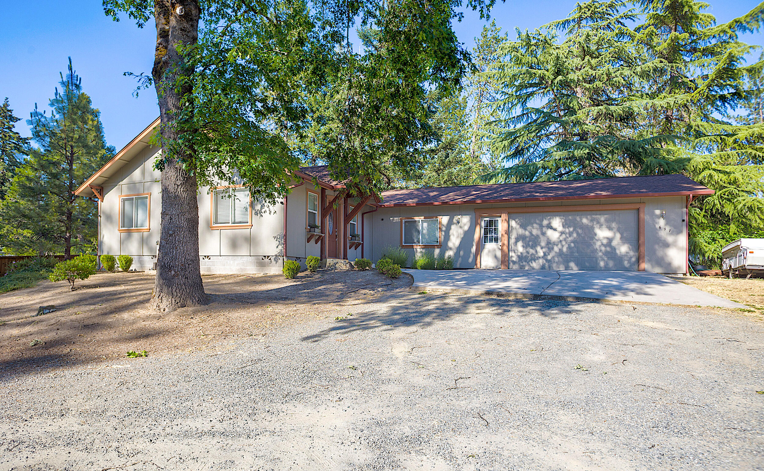 697 Jaynes Drive