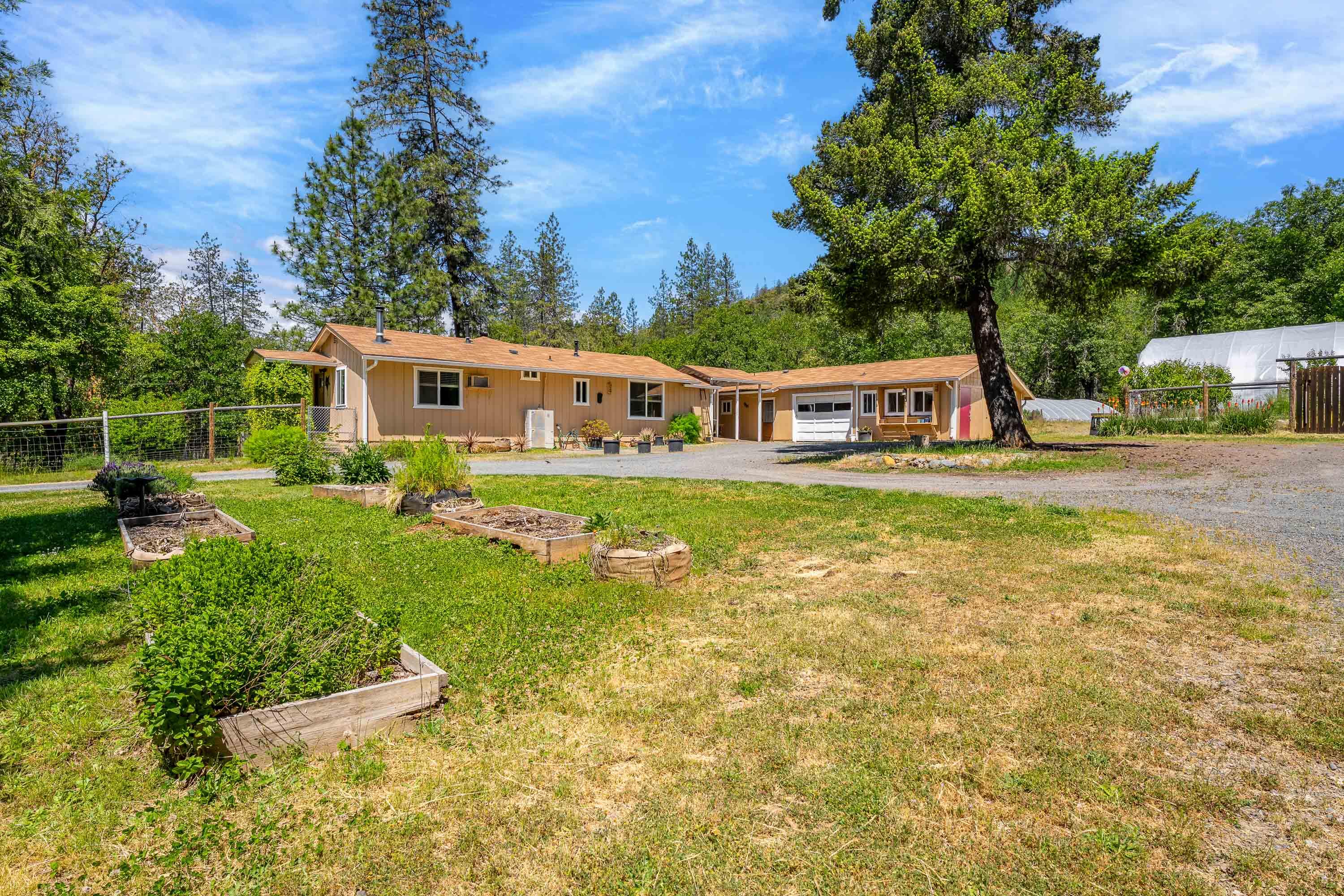 540 Jeannie Way
