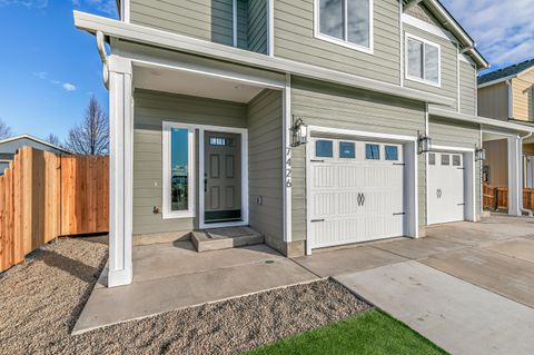 Photo of 7426 Denman Court, White City, OR 97503 (MLS # 220214967)