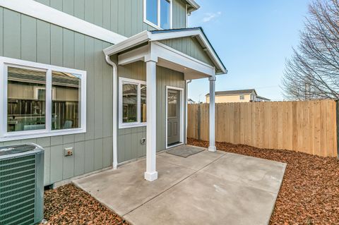 Tiny photo for 7426 Denman Court, White City, OR 97503 (MLS # 220214967)