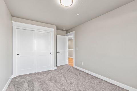 Tiny photo for 7426 Denman Court, White City, OR 97503 (MLS # 220214967)