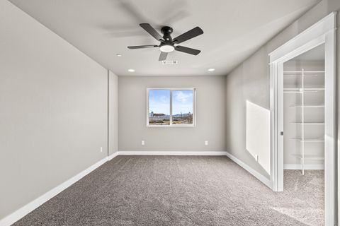 Tiny photo for 7426 Denman Court, White City, OR 97503 (MLS # 220214967)