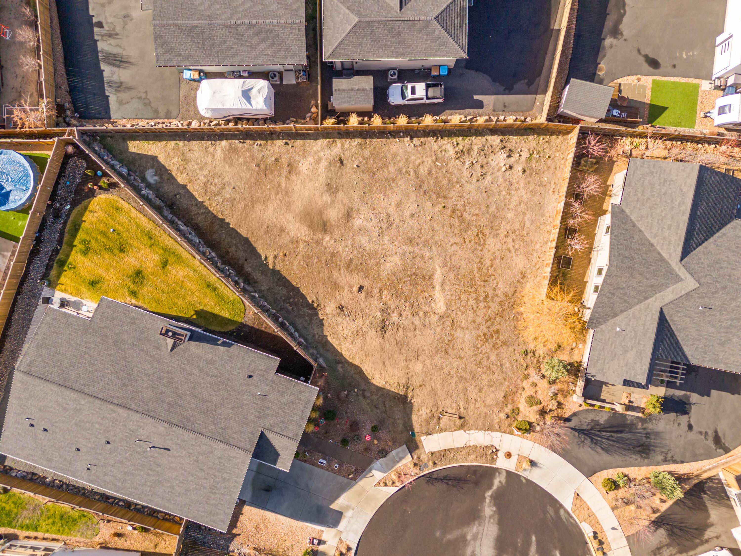 Redtail Ridge - Land