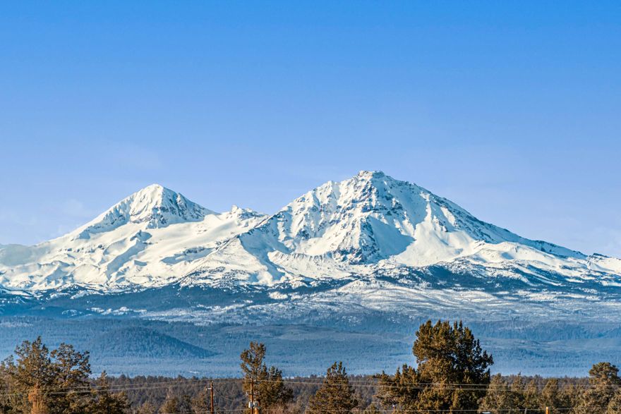 Rare view lot in sought after Redtail Ridge on the SW side of Redmond. Tucked at the end of a quiet cul de sac, this .21 acre homesite offers a truly exceptional opportunity in an area where vacant lots are extremely limited. Surrounded by distinguished custom residences and positioned to capture sweeping Cascade Mountain views, the setting is both refined and inspiring. Enjoy the convenience of nearby amenities while nestled within an established community. Opportunities like this are seldom available and will not last.