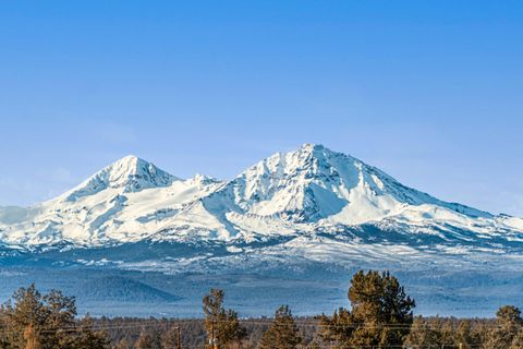 4580 SW Zenith Point Court Redmond OR 97756