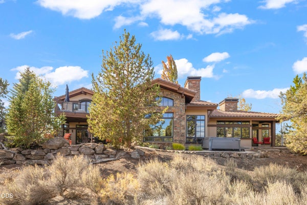 65810 PRONGHORN ESTATES DR, BEND, OR 97701 - Image ab02f21dbffa275a6315817c559e7d4d/1503352392