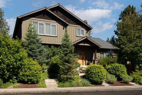 61433 Linton Loop Bend OR 97702