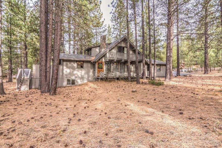 This 3 bedroom, 2 bath cozy cabin, with furnished daylight basement, offers respite from a hectic life. Enjoy the farm-style kitchen with granite countertops, hardwood floors, and rustic touches throughout. Stretch out in front of the wood-burning fireplace for after dinner conversations. Take advantage of the great location...close to the SHARC and Sunriver Mall. So whether you're looking for a creative retreat. a tranquil experience or quality time with friends and family, this cozy cabin is the prefect place to relax and recharge.