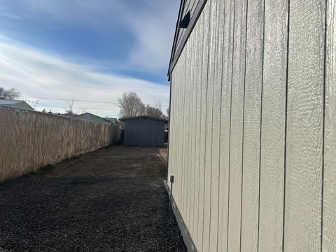 Tiny photo for 551 SE Holly Street, Prineville, OR 97754 (MLS # 220214301)
