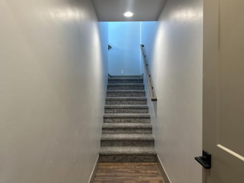 Tiny photo for 551 SE Holly Street, Prineville, OR 97754 (MLS # 220214301)