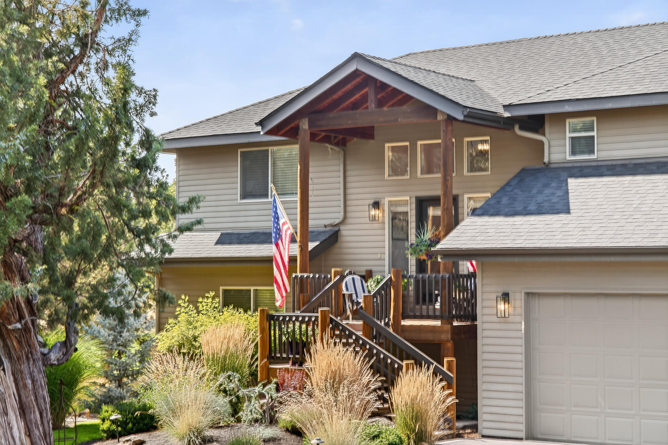 717 Golden Pheasant Drive