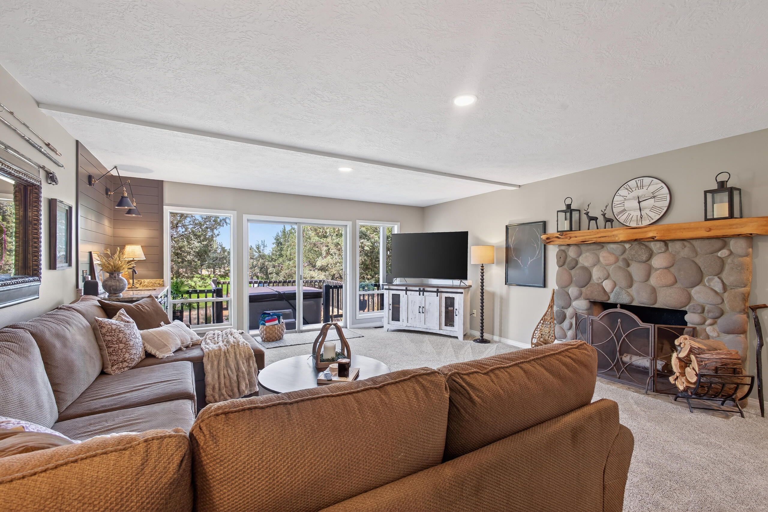 Ridge At Eagle Crest - Residential