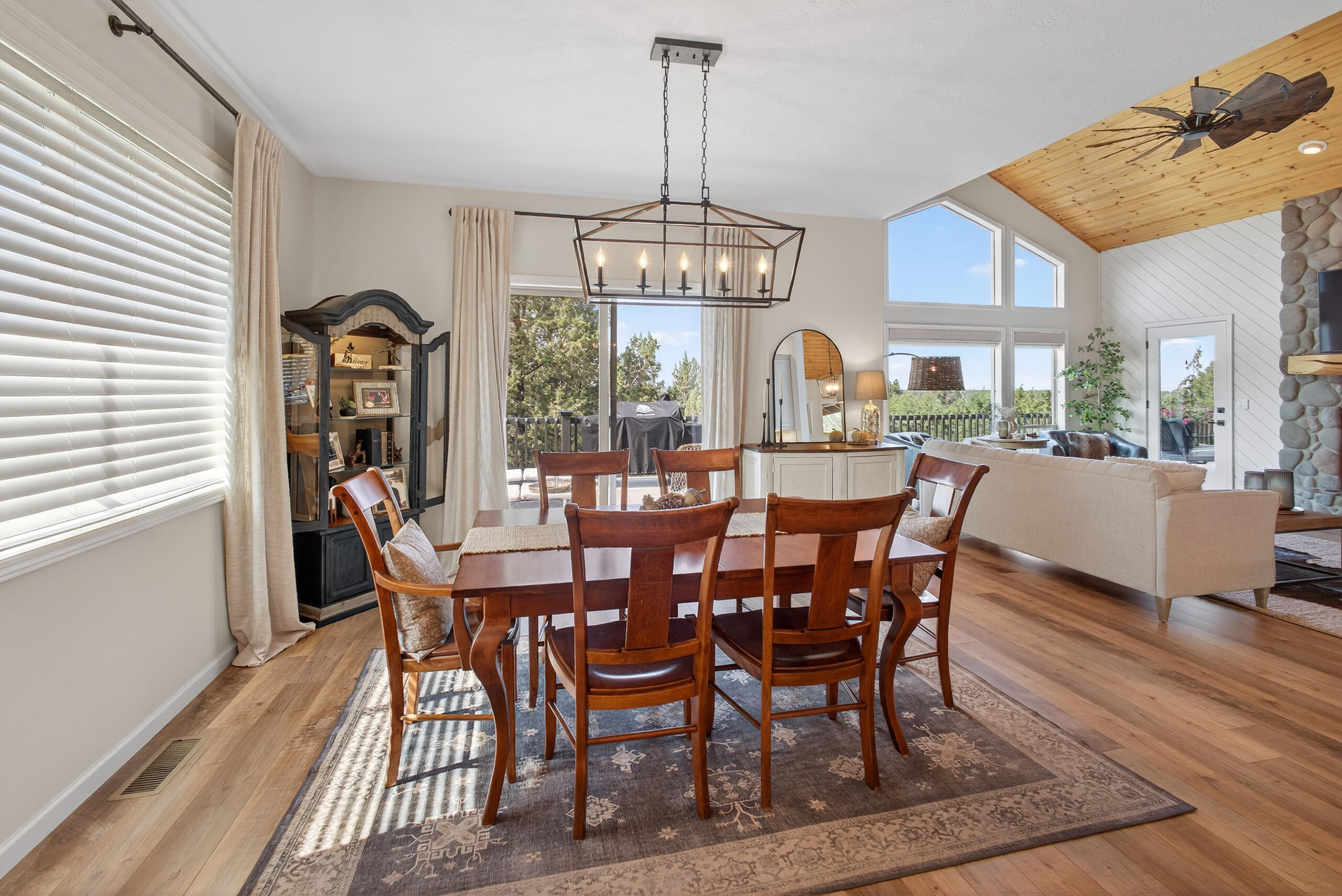 Ridge At Eagle Crest - Residential