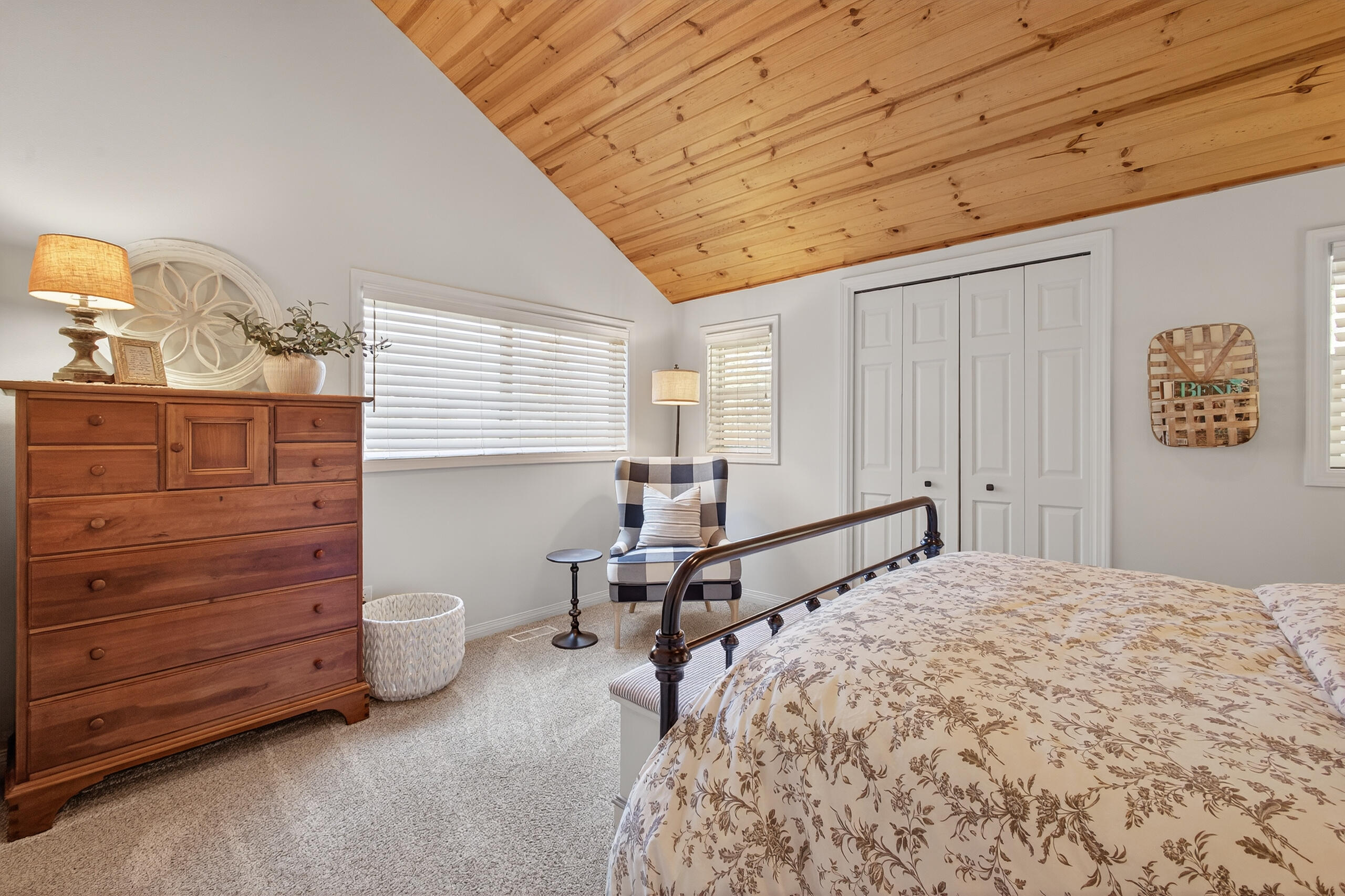 Ridge At Eagle Crest - Residential