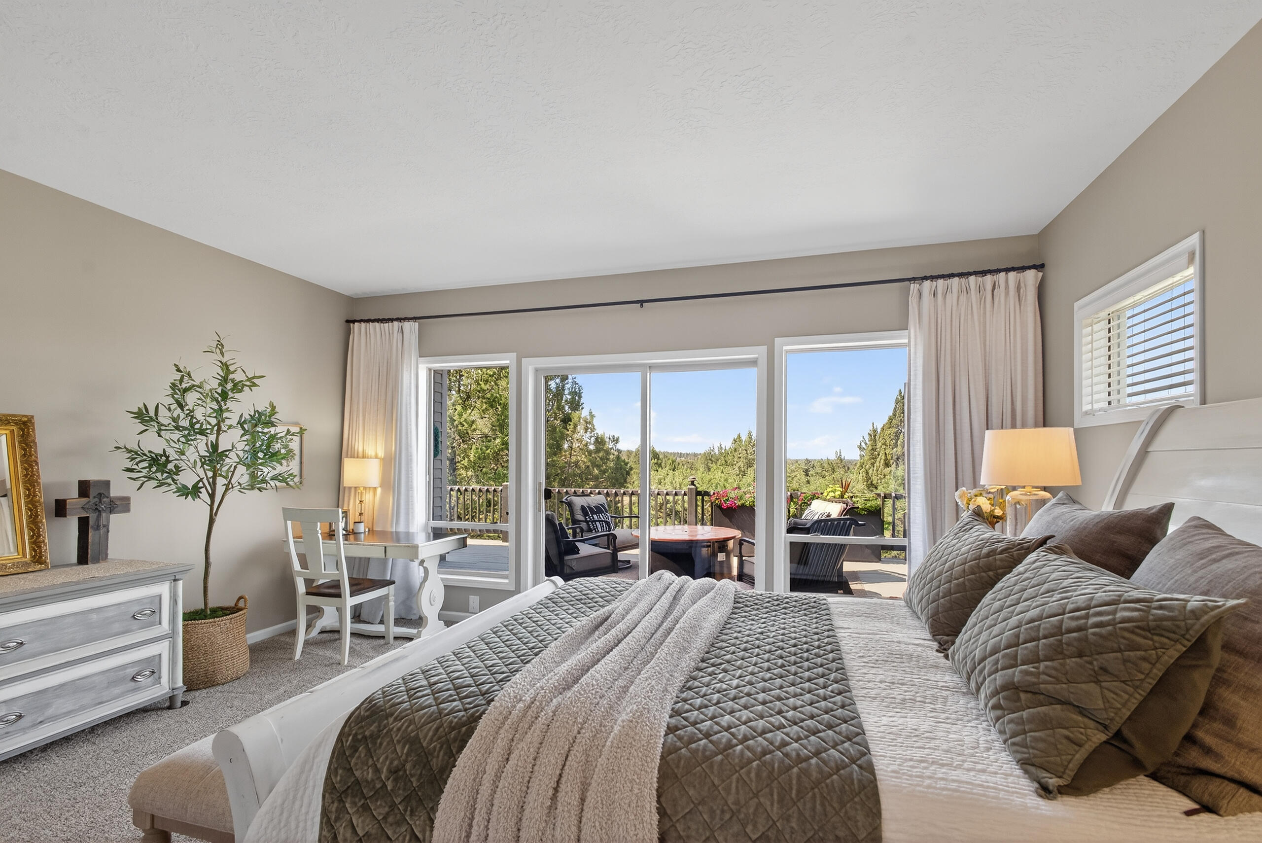 Ridge At Eagle Crest - Residential