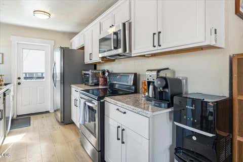 Tiny photo for 736 SW 10th Street, Redmond, OR 97756 (MLS # 220227283)