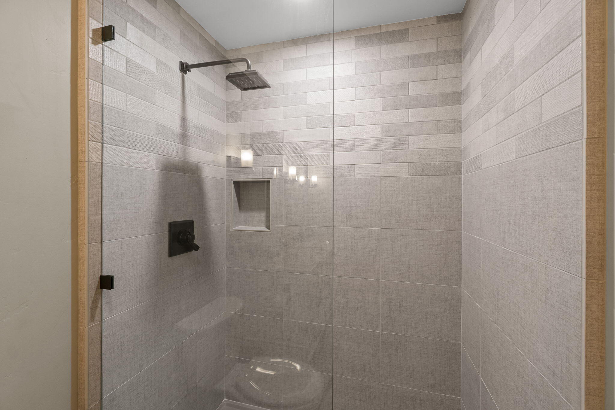 Skyliner Summit - Residential