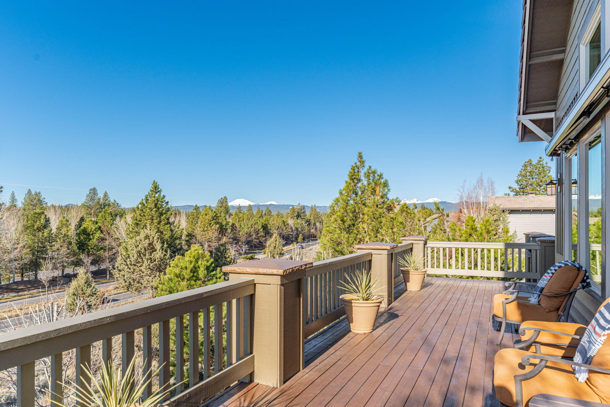 Skyliner Summit - Residential