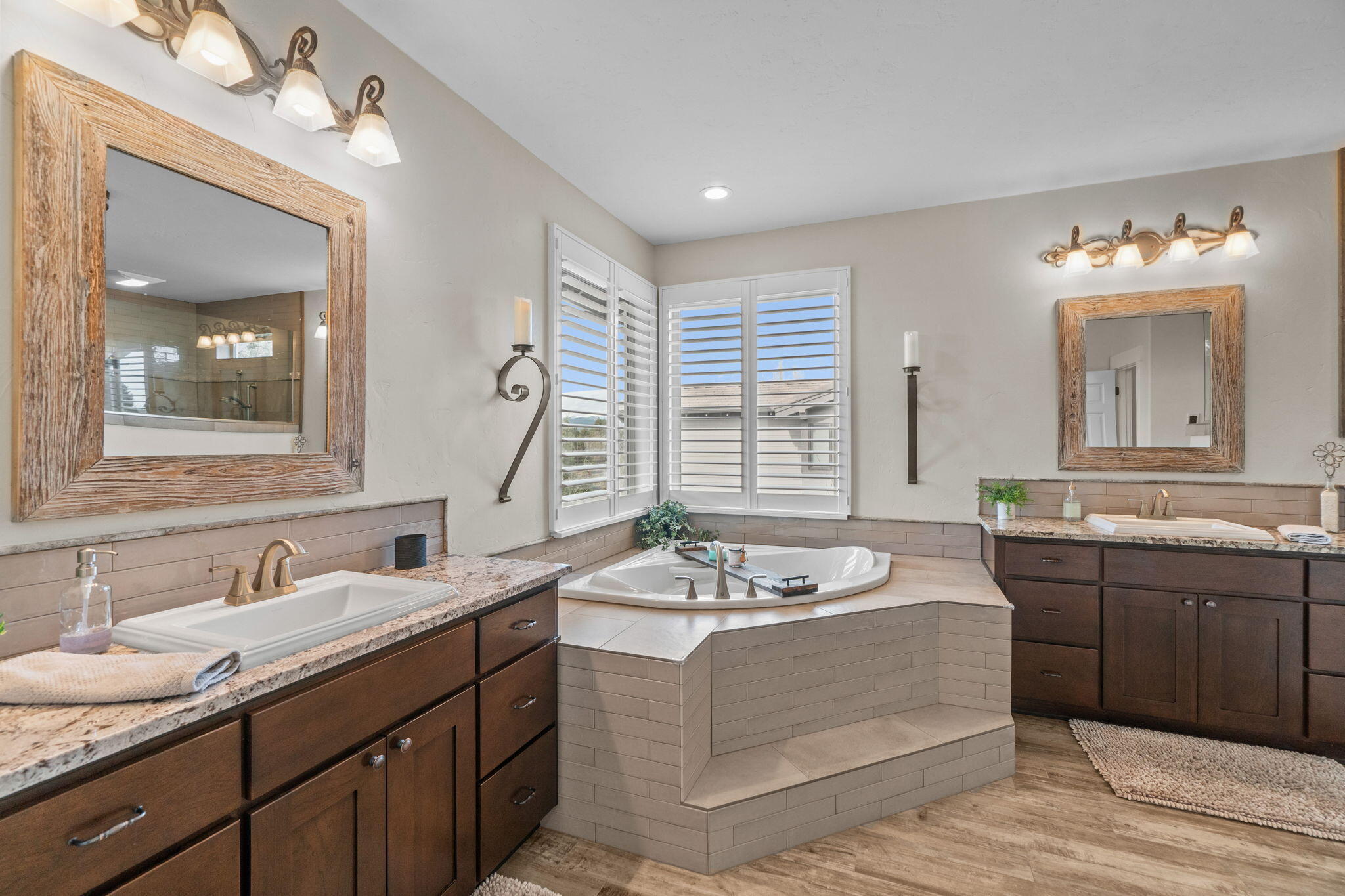 Skyliner Summit - Residential