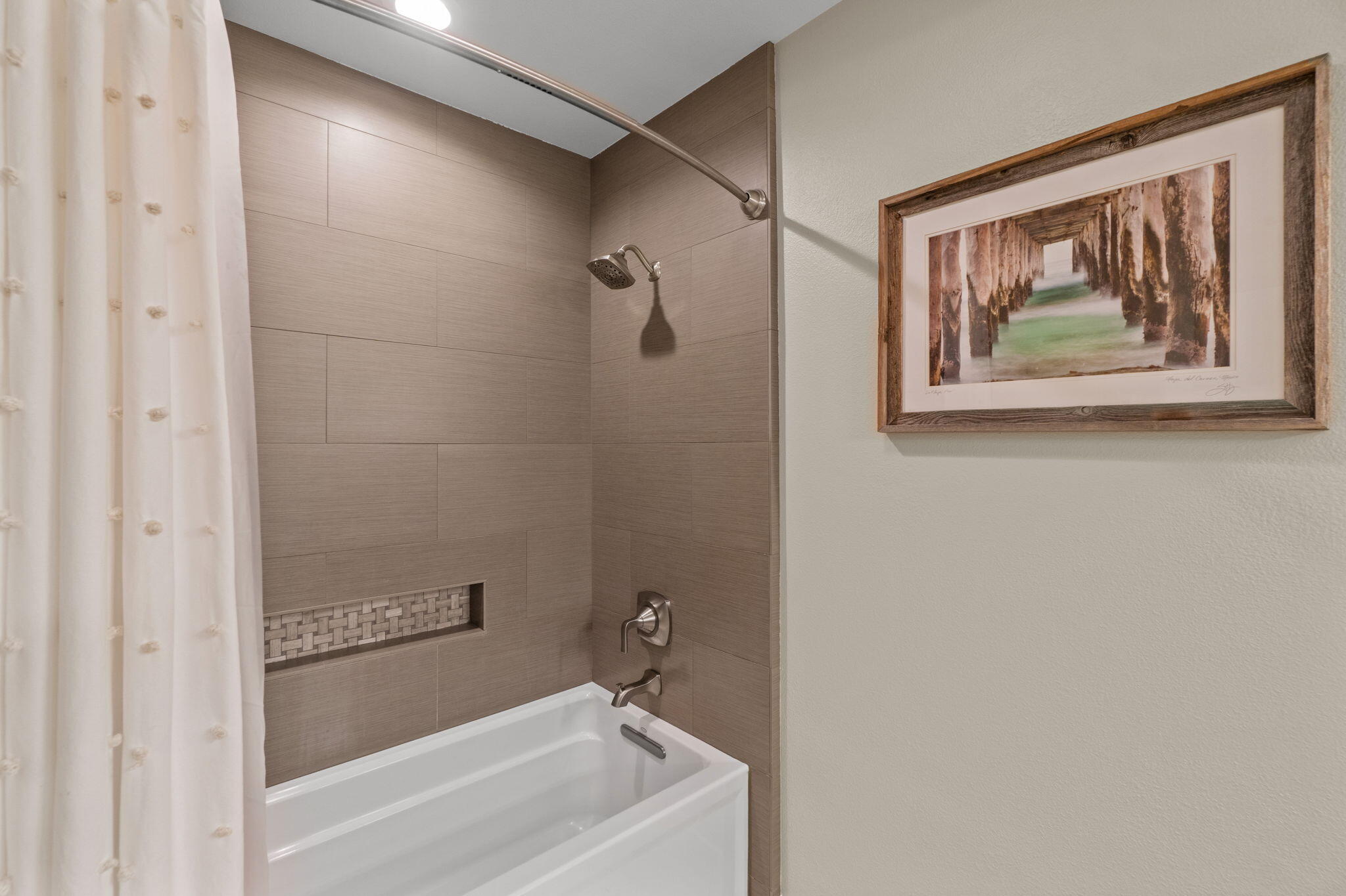 Skyliner Summit - Residential