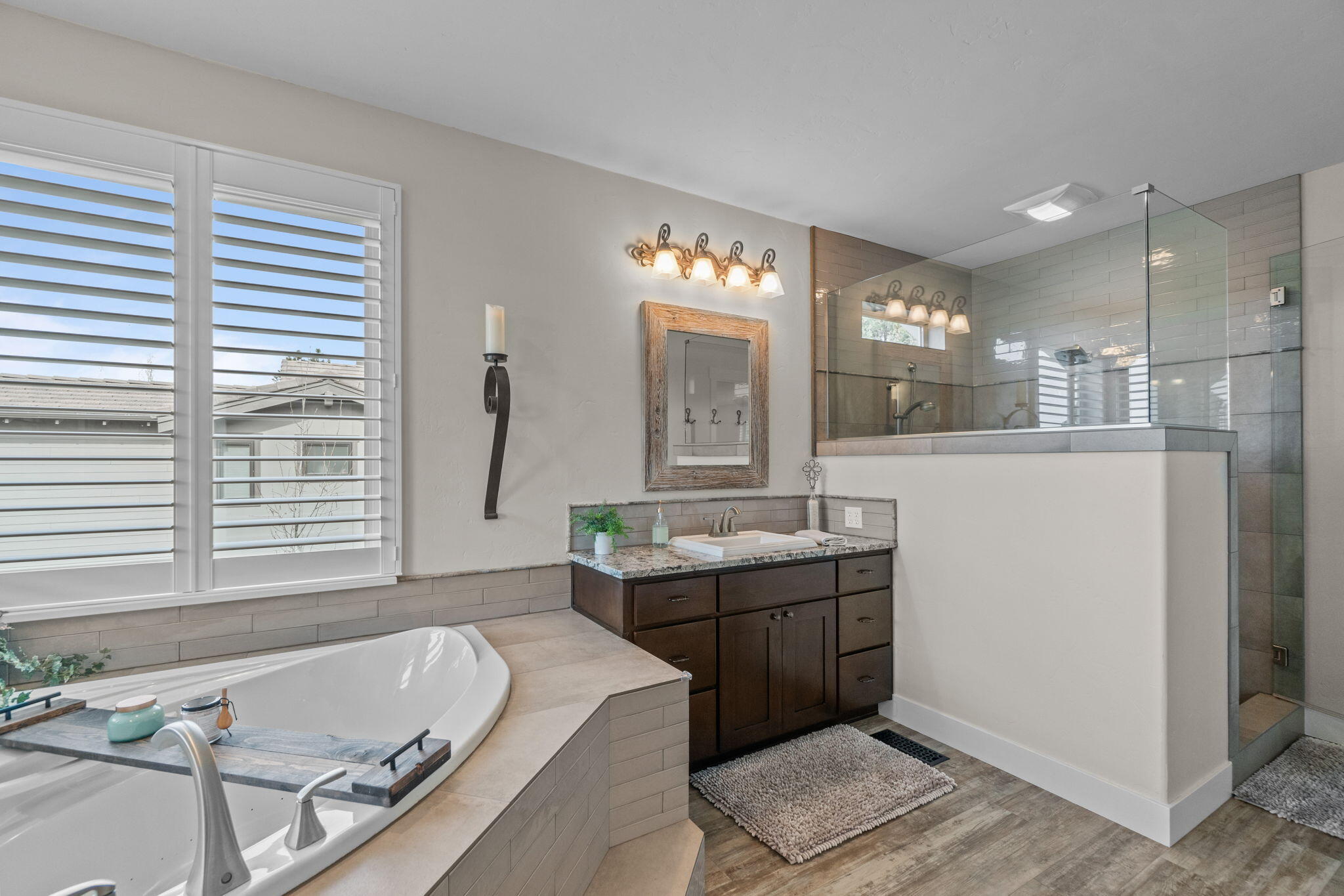 Skyliner Summit - Residential