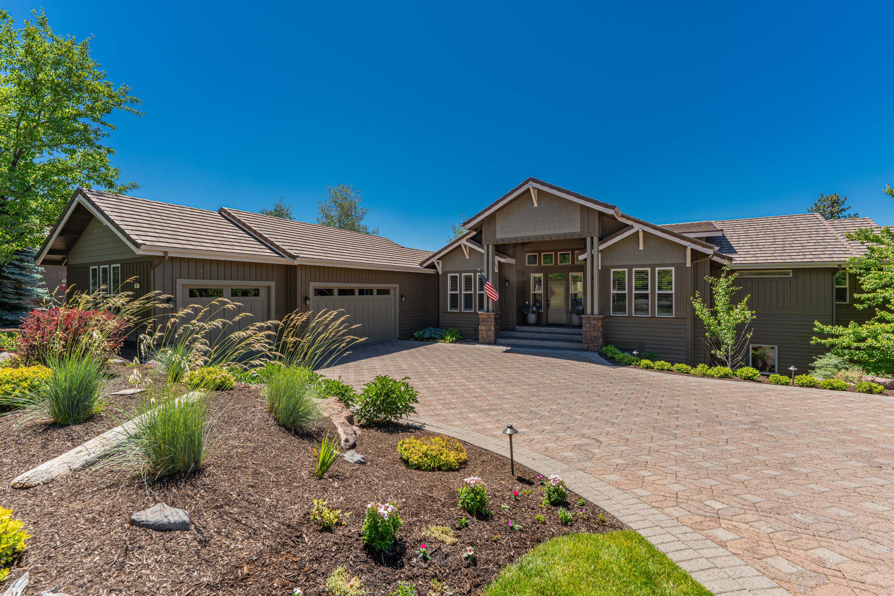 Skyliner Summit - Residential