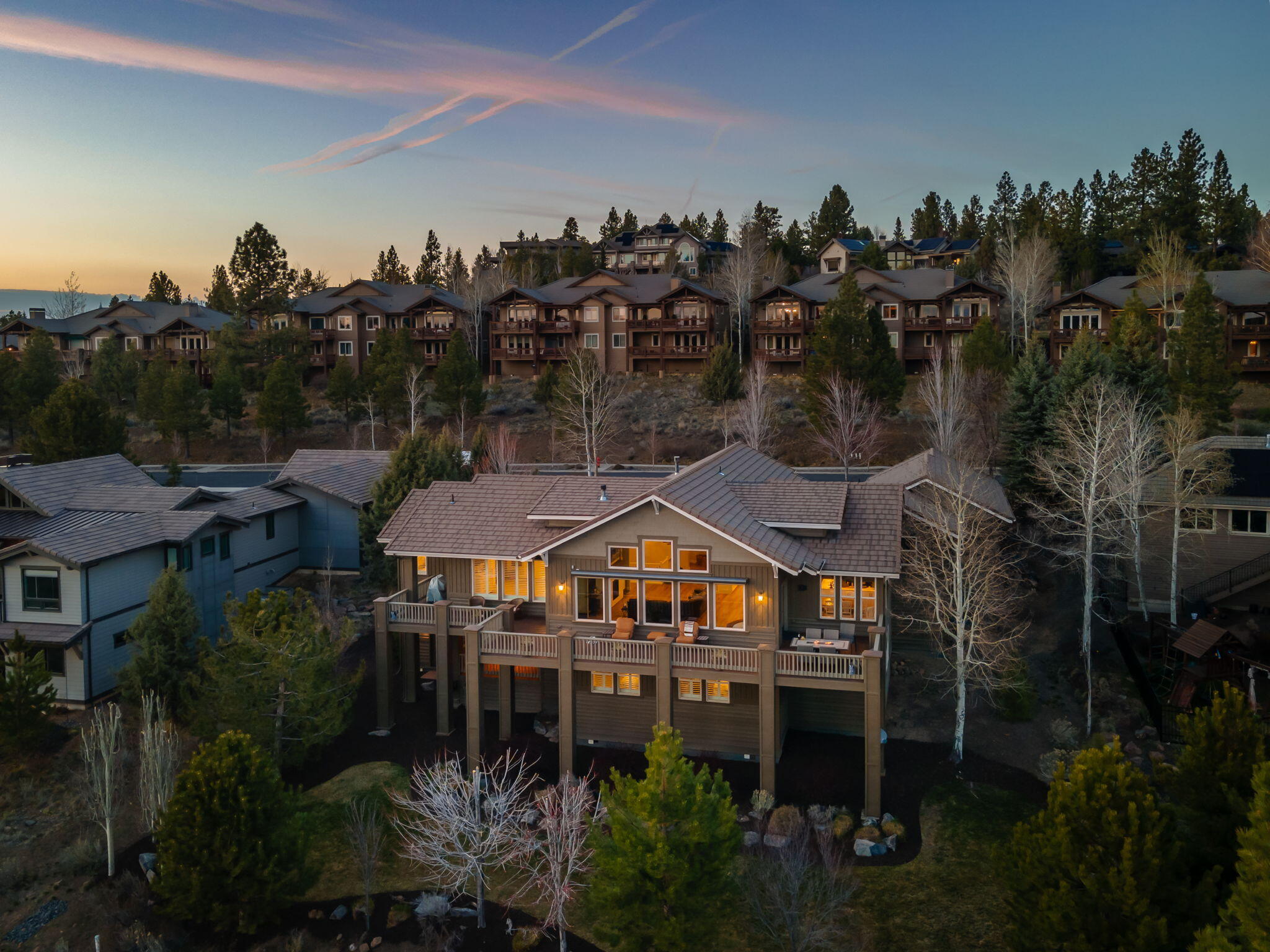 Skyliner Summit - Residential