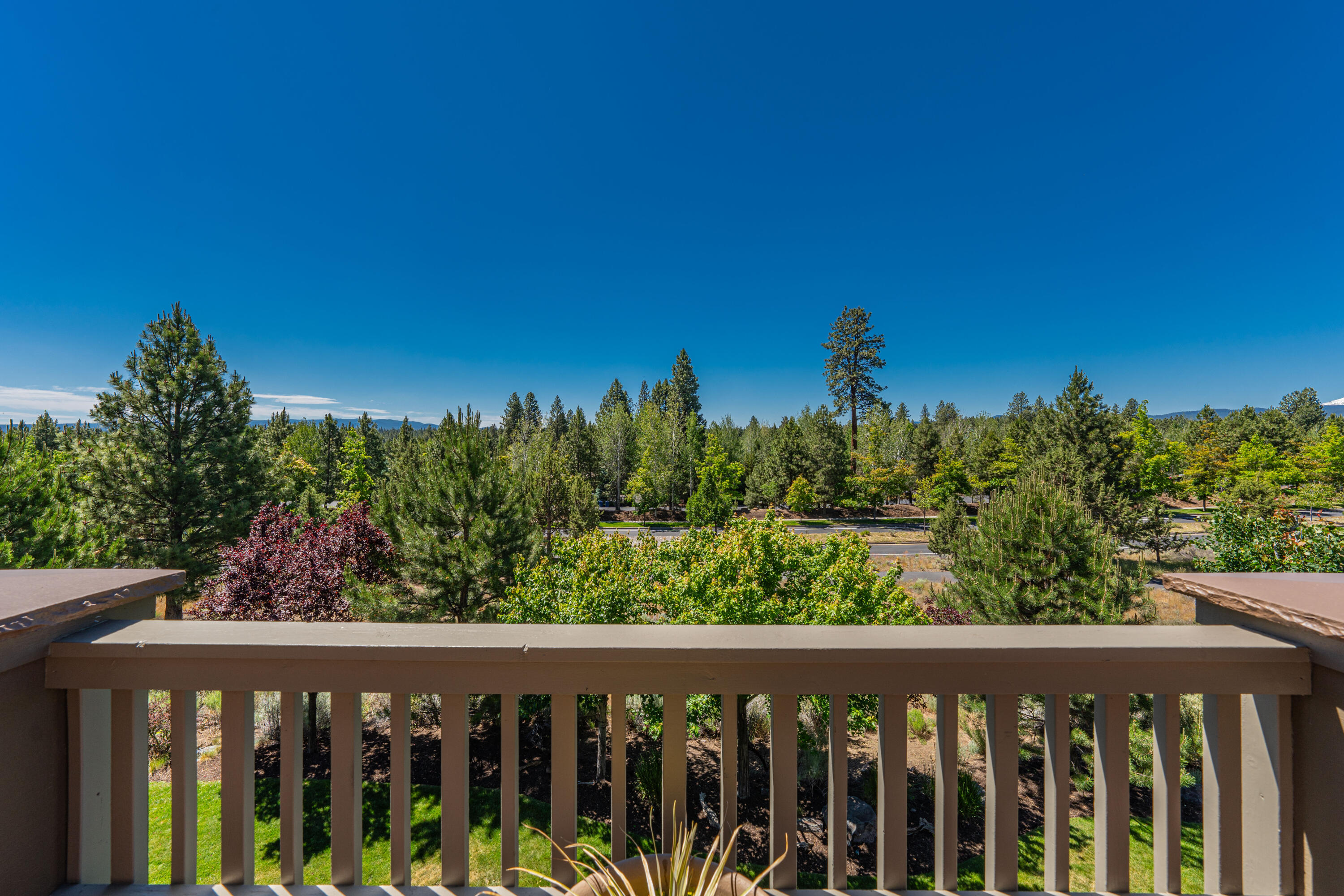 Skyliner Summit - Residential