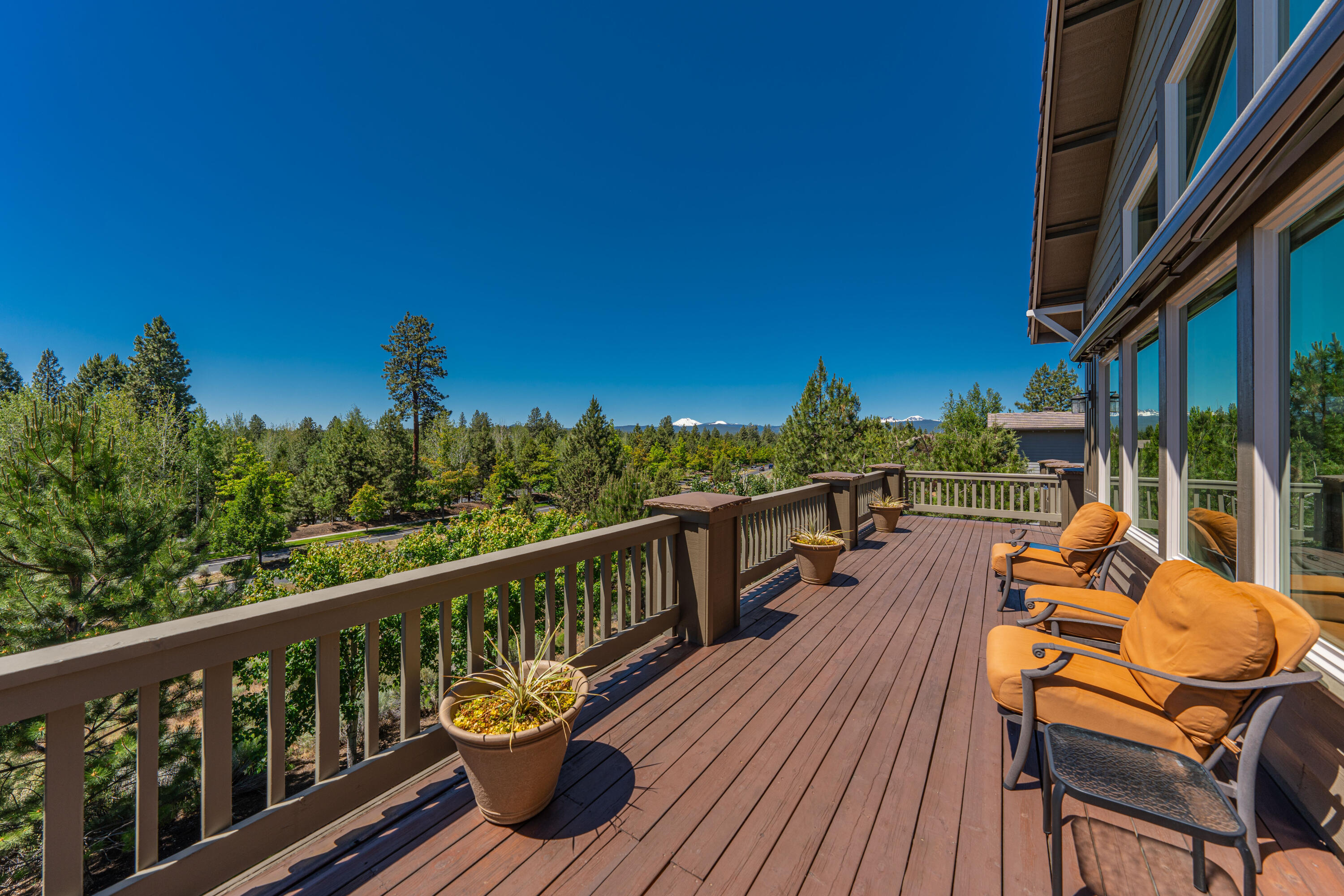 Skyliner Summit - Residential