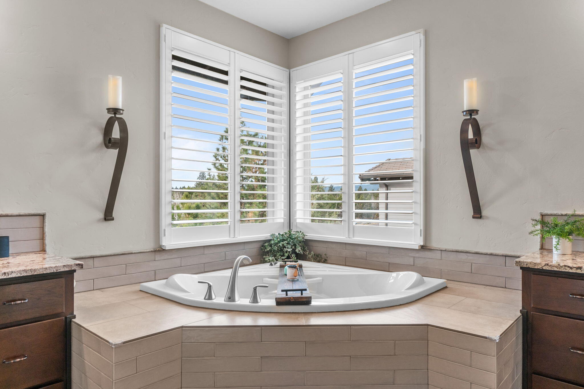 Skyliner Summit - Residential