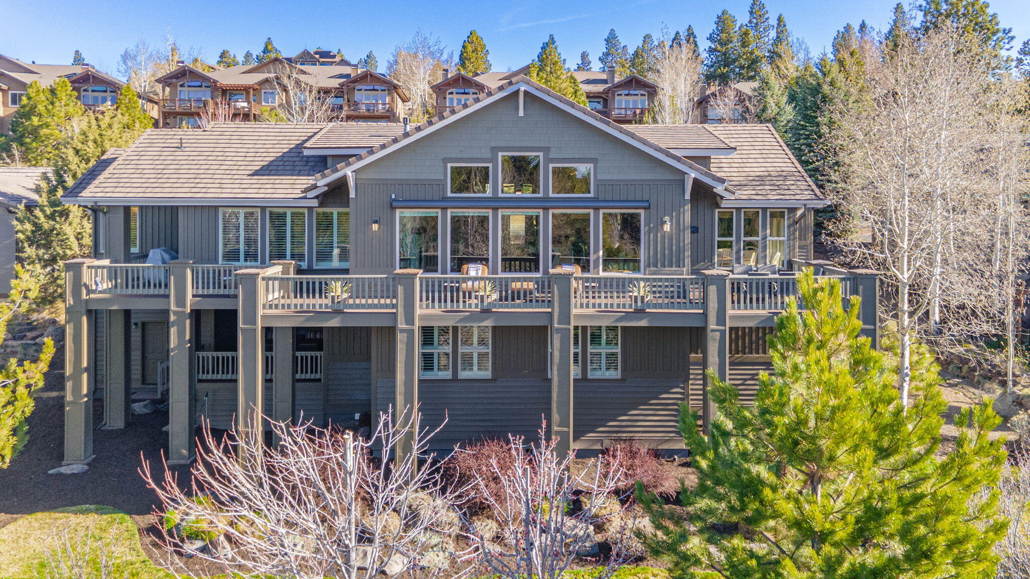 Skyliner Summit - Residential