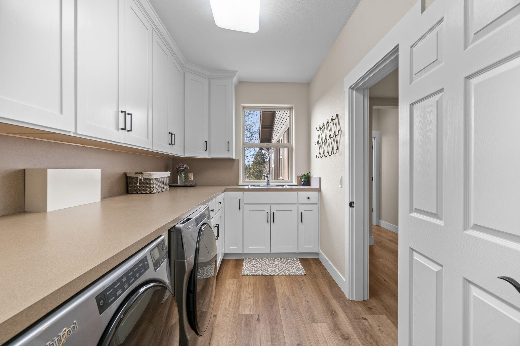 Skyliner Summit - Residential