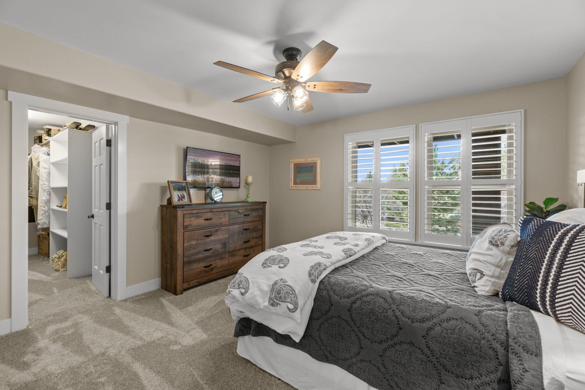 Skyliner Summit - Residential