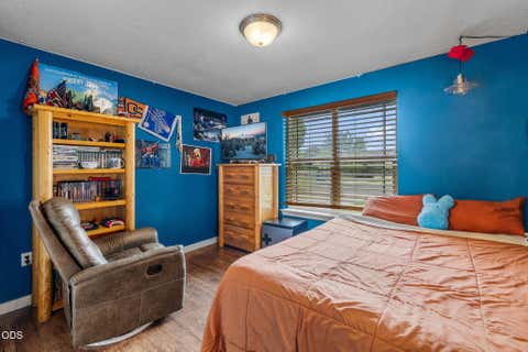 Tiny photo for 2949 NW 22nd Street, Redmond, OR 97756 (MLS # 220225800)
