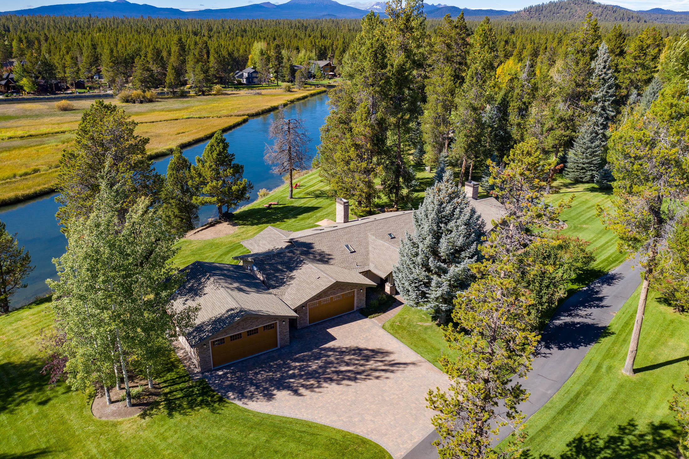 55655 Gatehouse Lane