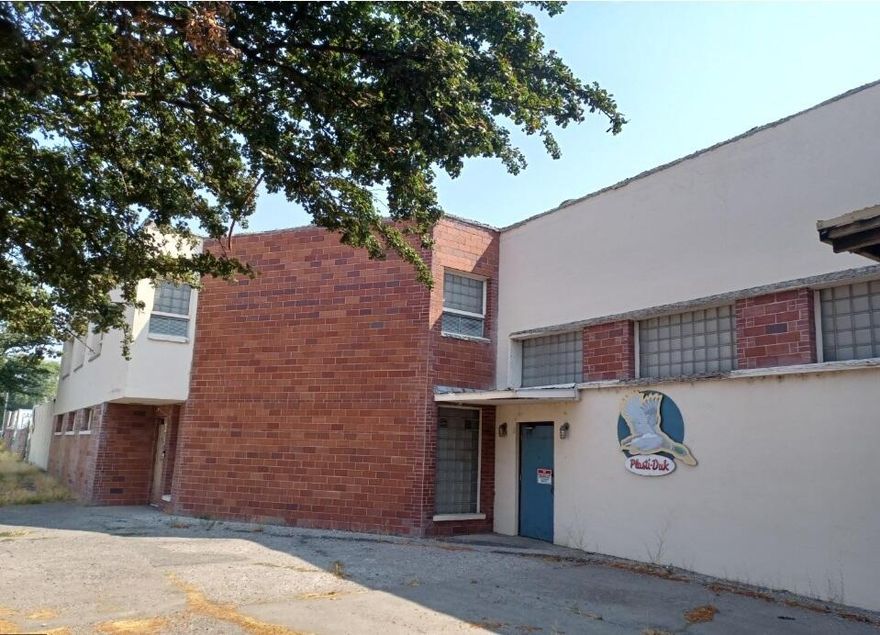 BUILDING ONLY NOW FOR SALE.  The PLASTI DUC FACTORY BUILDING as seen in Field & Stream, People Magazine & other publications is now available. . This commercial building, FORMERLY an injection molding company, is located in the industrial area of Klamath falls on over 1.2 acres, spanning approx. 22,000 SQ.FT. The building  offers 440, 3 phase power. Other items of interest are the apt within building & employee break room. Lot is fenced.  A LIST OF EQUIPMENT SHOULD A BUYER BE INTERESTED IS AVAILABLE.