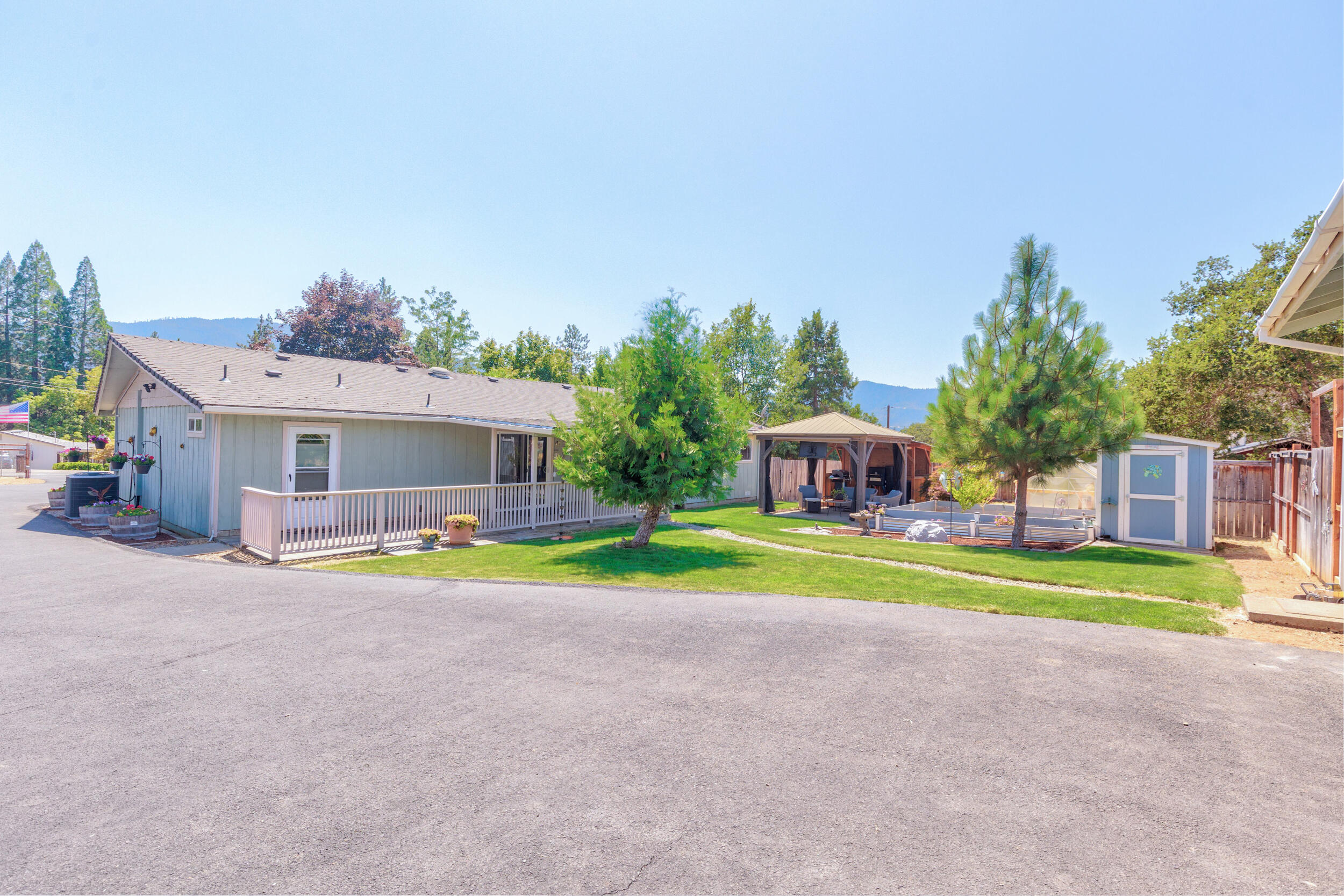 Airpark Estates, Inc - Residential