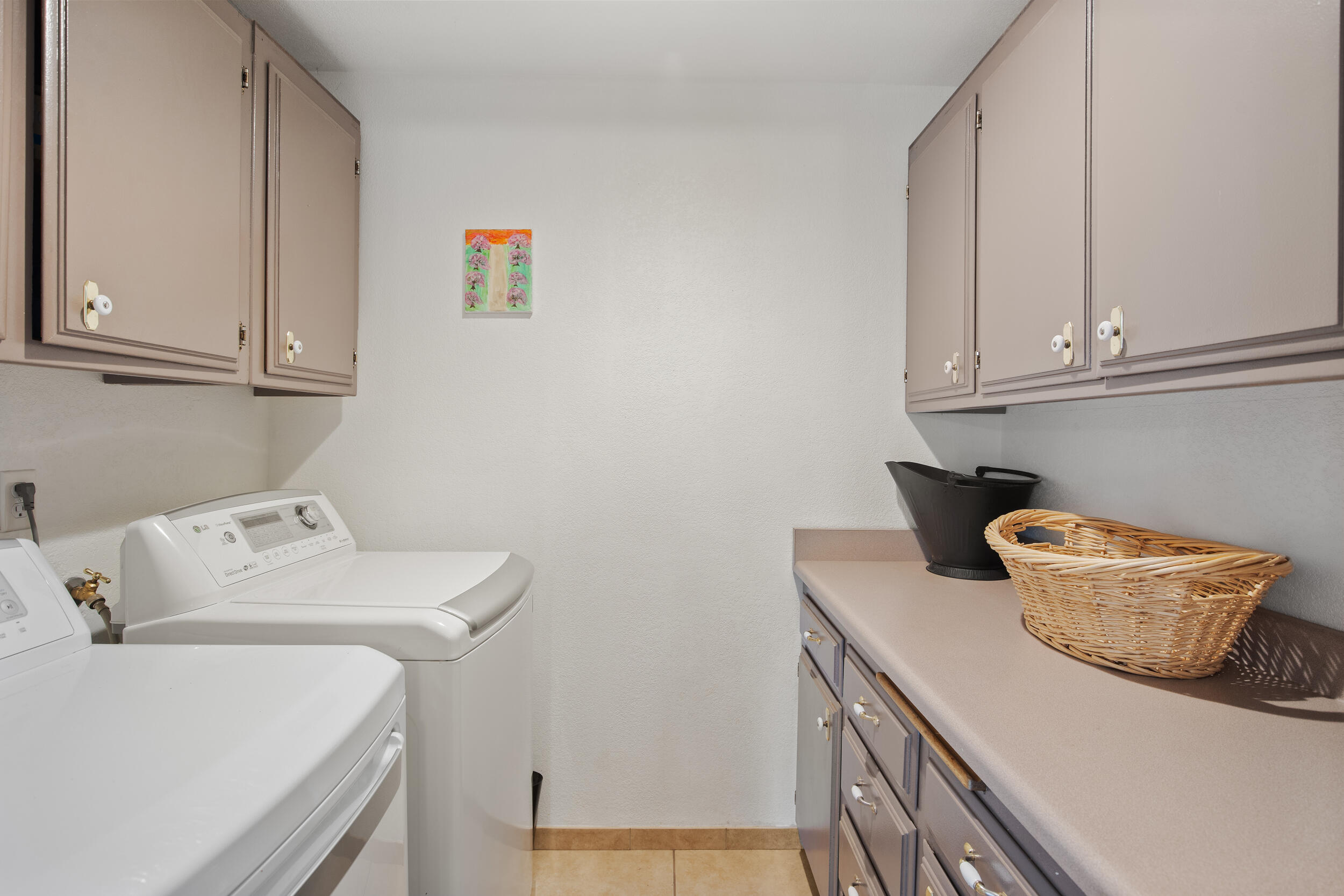 Airpark Estates, Inc - Residential