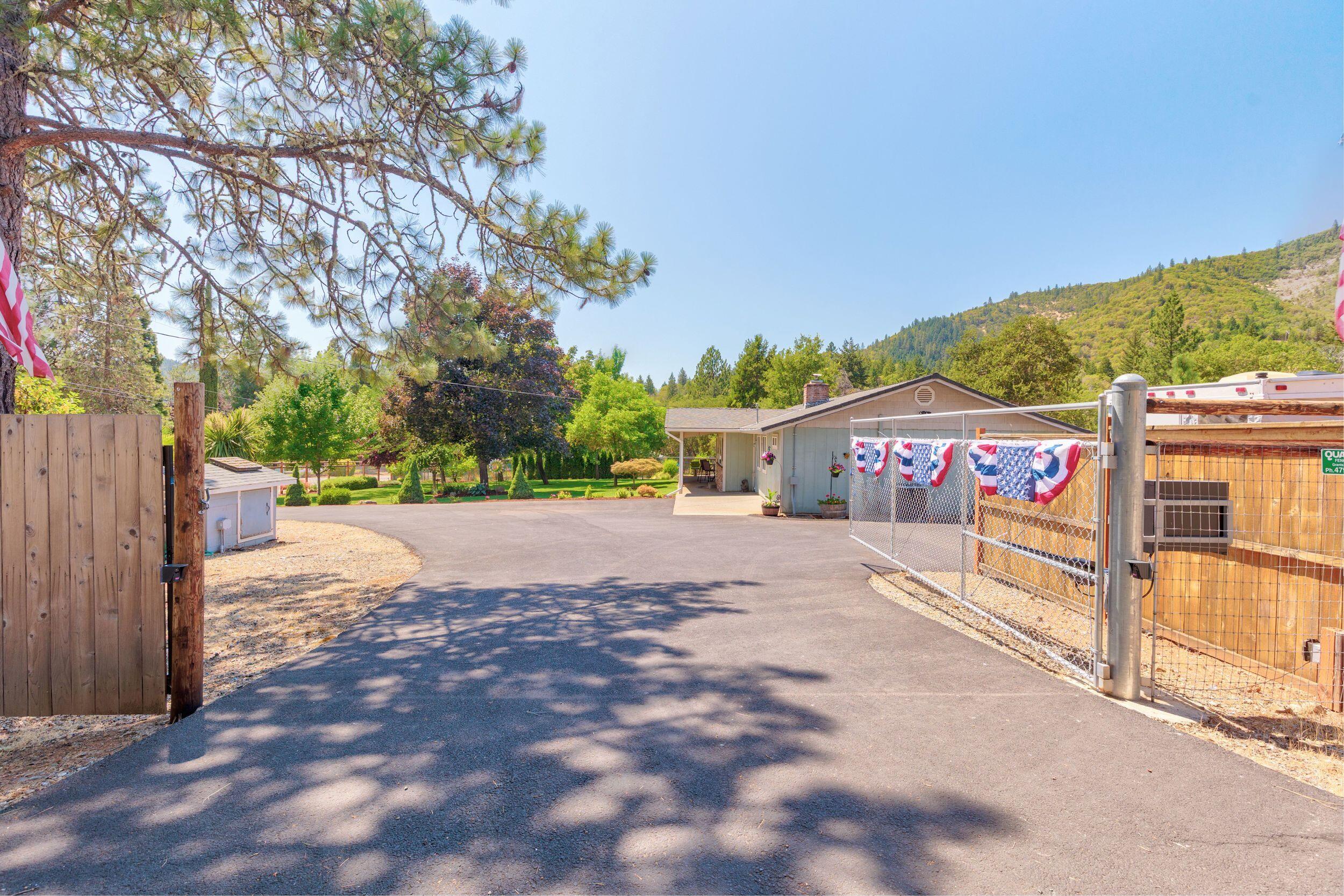 Airpark Estates, Inc - Residential