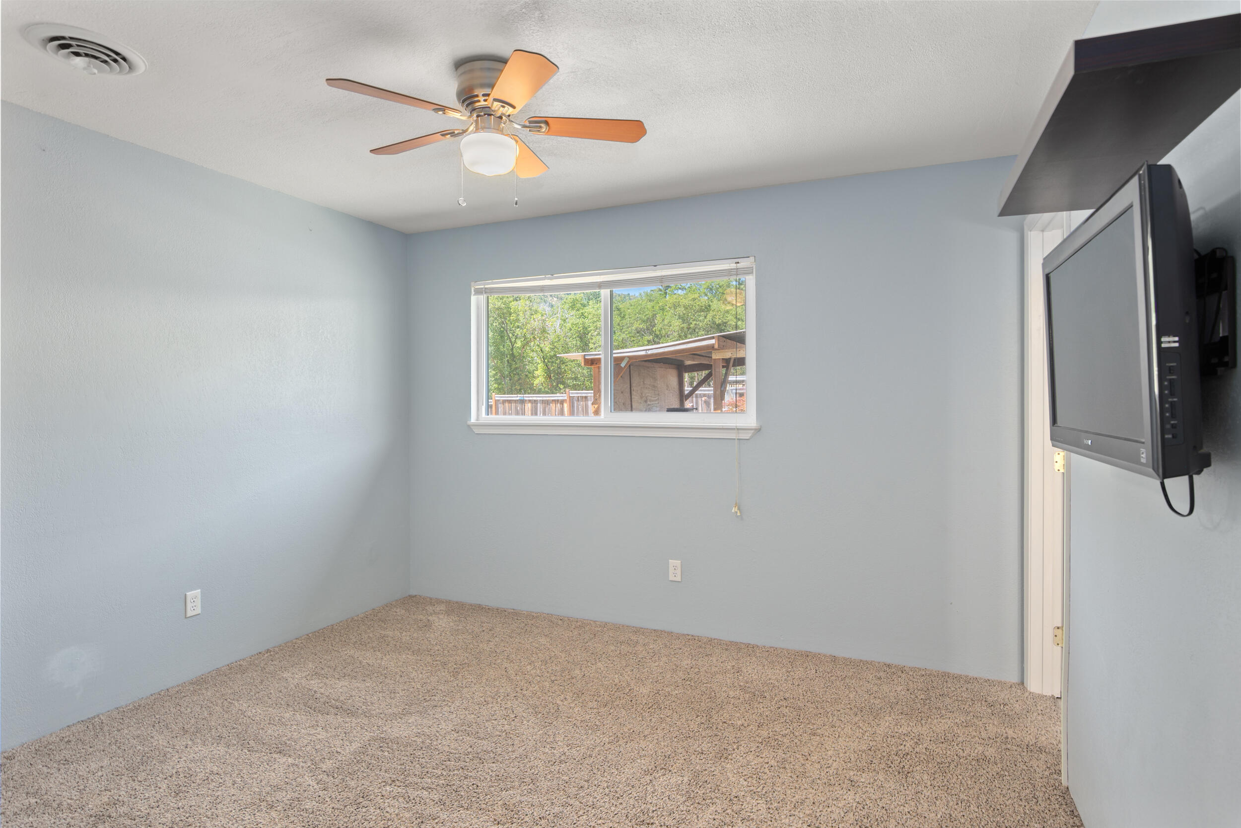 Airpark Estates, Inc - Residential