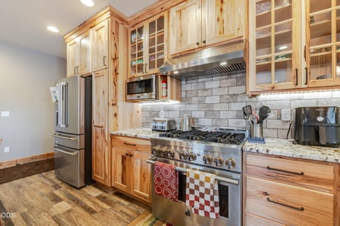 Tiny photo for 5112 SW Brandy Lane, Culver, OR 97734 (MLS # 220226133)